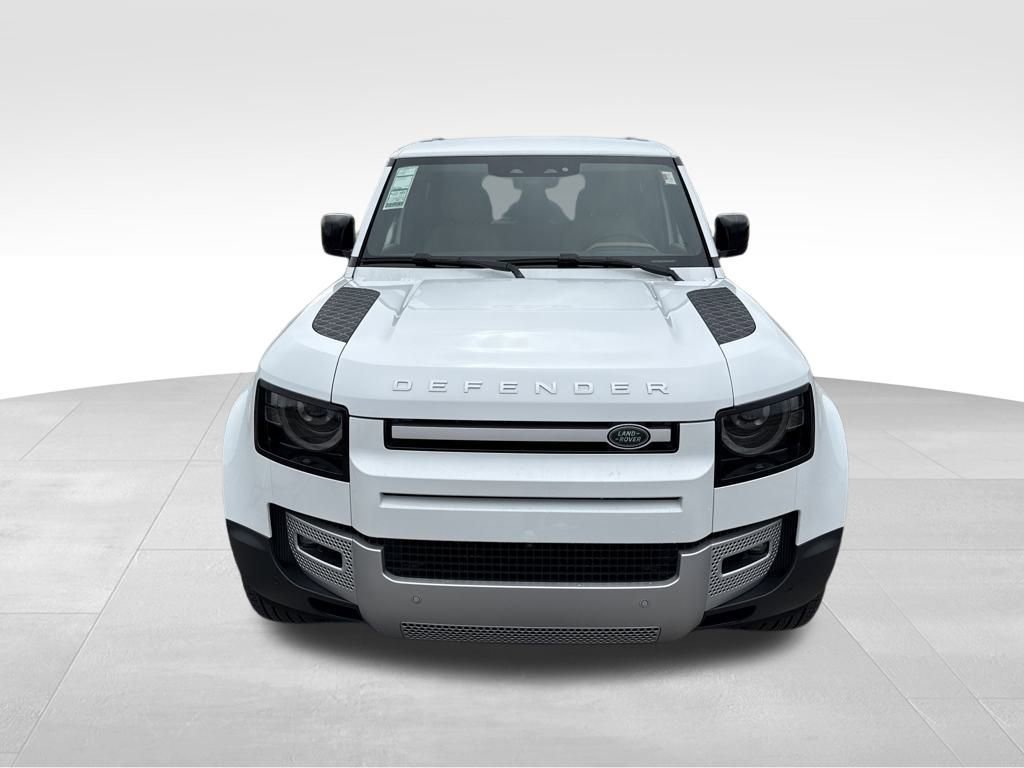 New 2025 Land Rover Defender 130 S image 3
