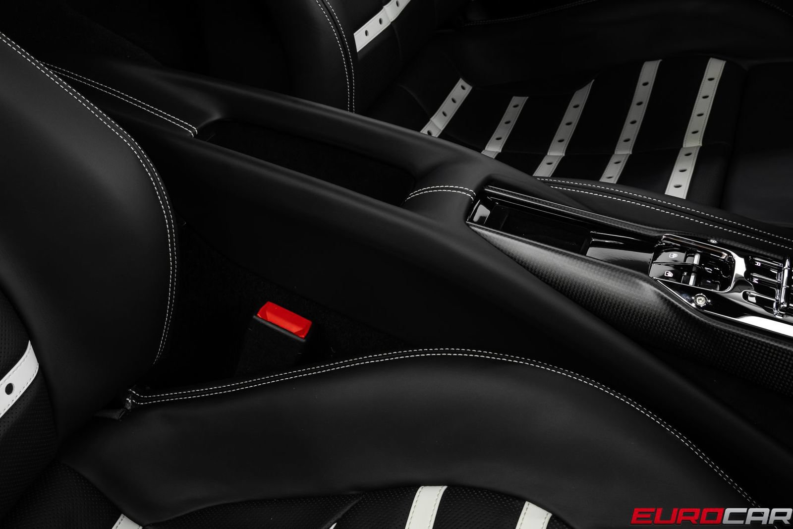 Used 2024 Ferrari 296 GTB RWD image 38