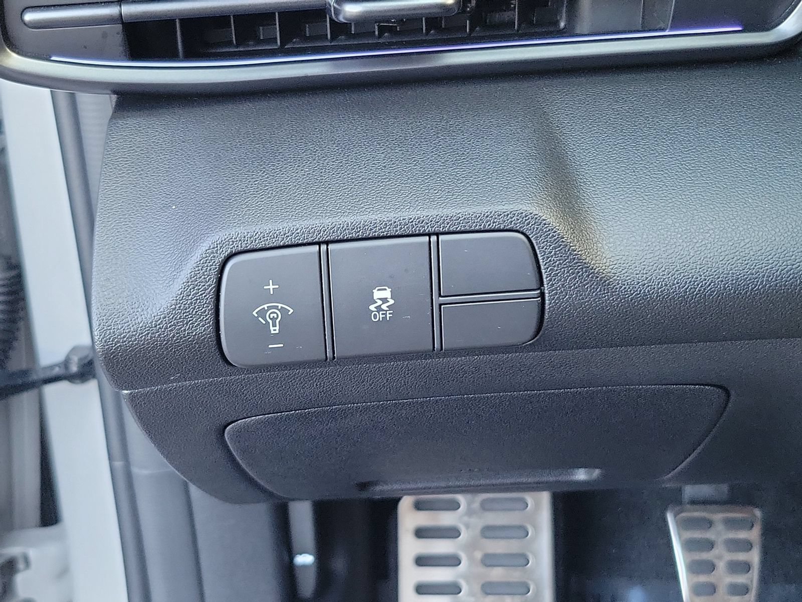Used 2025 Hyundai Elantra N FWD image 20