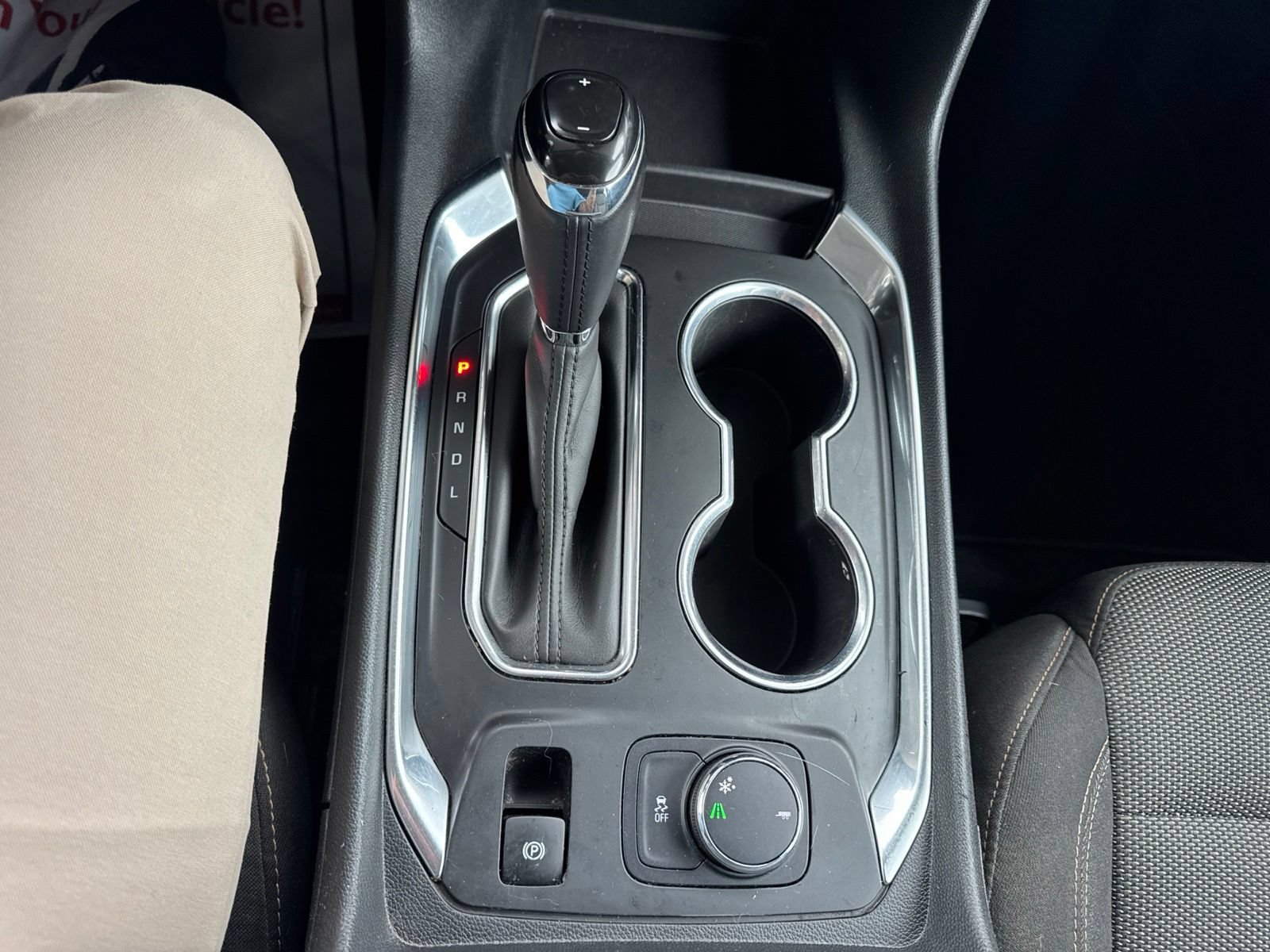Used 2019 Chevrolet Traverse LT FWD image 31