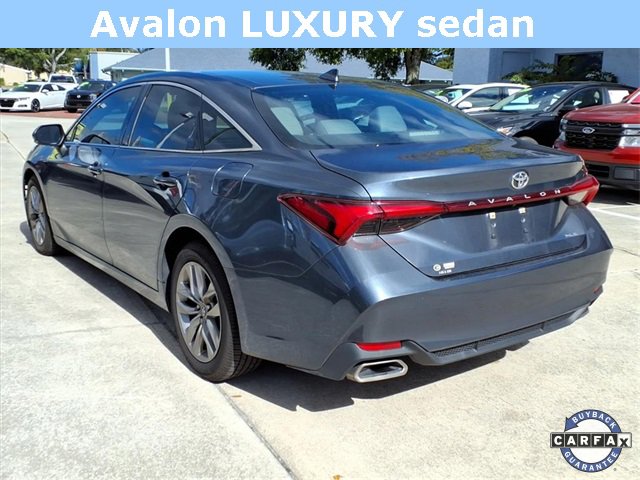 Used 2019 Toyota Avalon XLE image 5