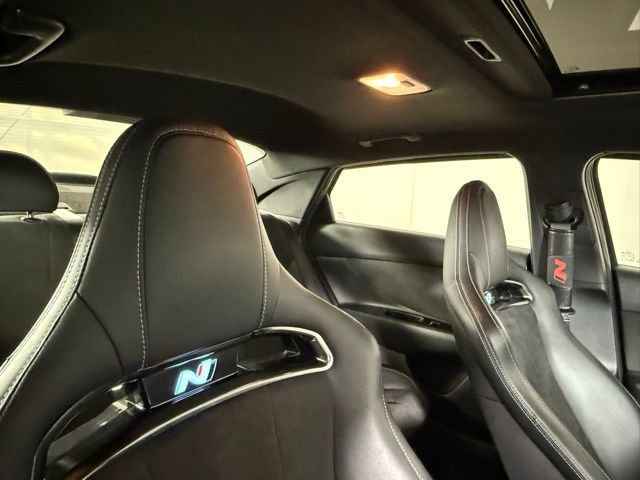 Used 2023 Hyundai Elantra N image 33