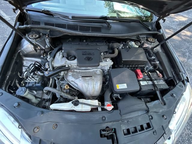 Used 2016 Toyota Camry LE FWD image 38