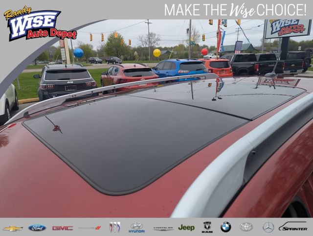 Used 2015 Nissan Rogue SV w/ SV Premium Package AWD/4WD image 9
