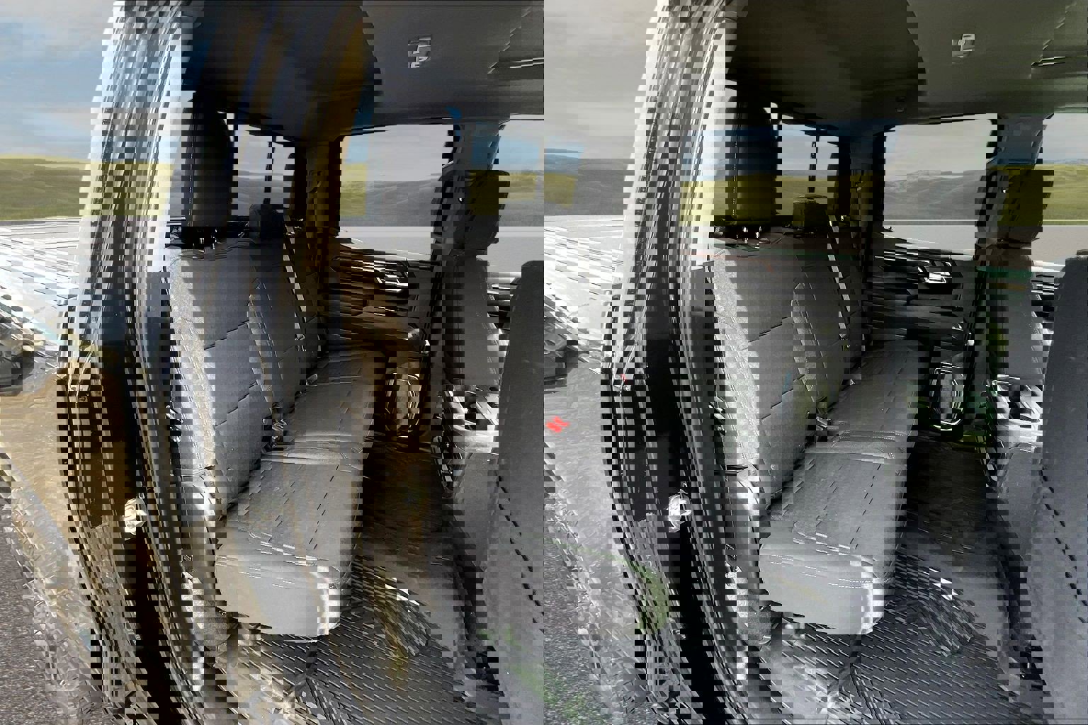 Used 2025 Chevrolet Silverado 1500 LT Trail Boss w/ Convenience Package II image 17