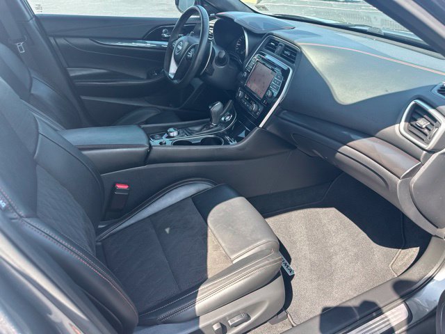 Used 2023 Nissan Maxima SR w/ Sport Mat Group FWD image 22