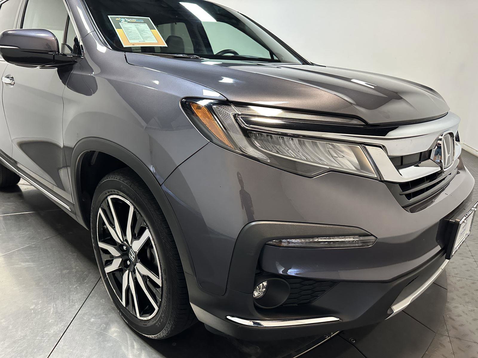 Used 2021 Honda Pilot Touring image 3