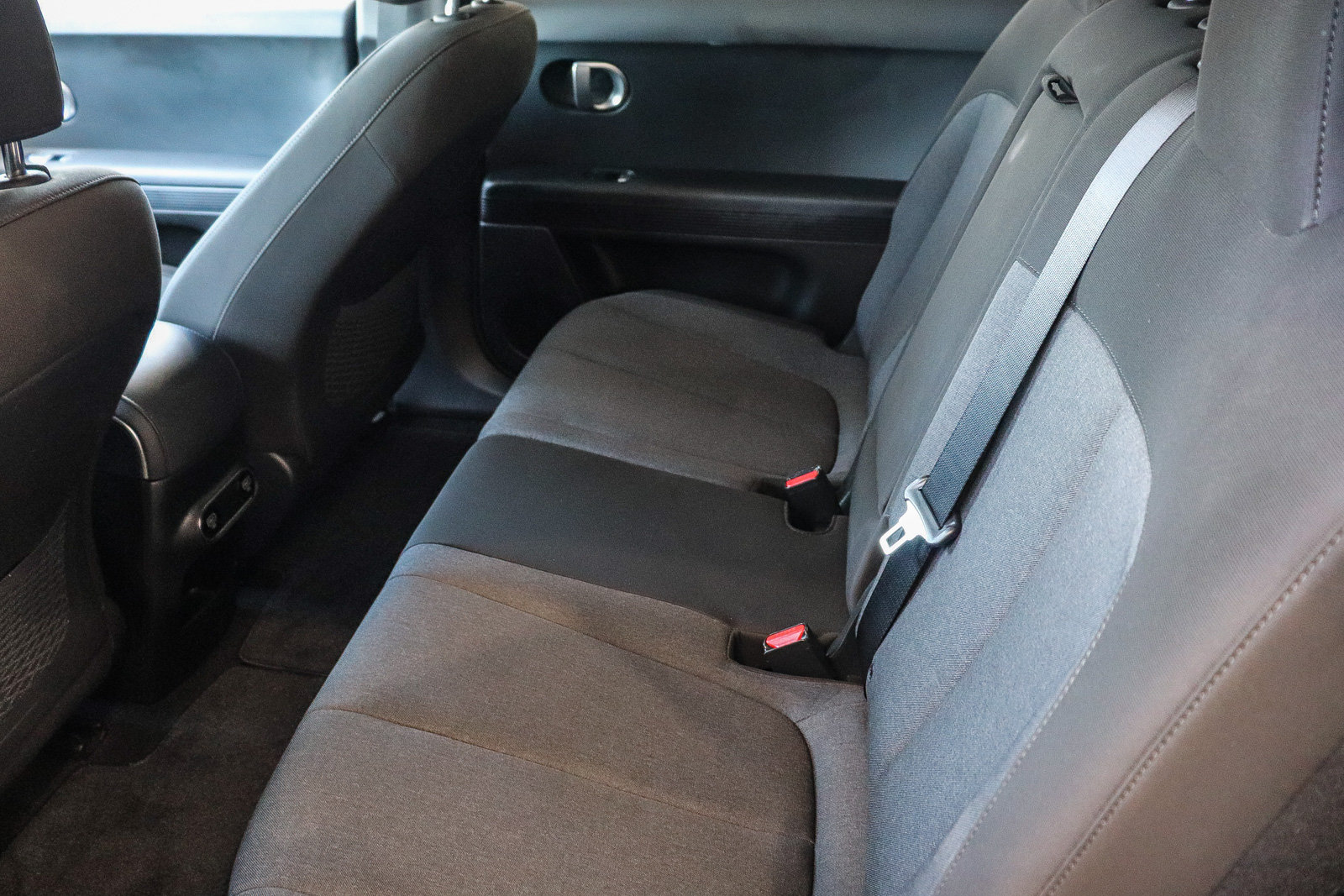 Used 2022 Hyundai Ioniq 5 SE RWD image 21