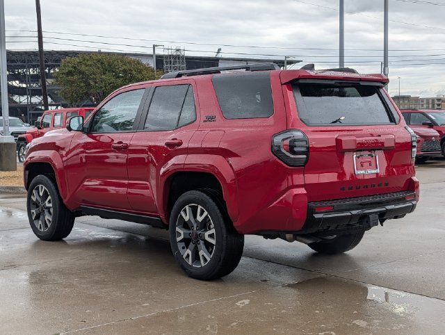 Certified 2025 Toyota 4Runner TRD Sport Premium w/ Tow Technology Package AWD/4WD image 9