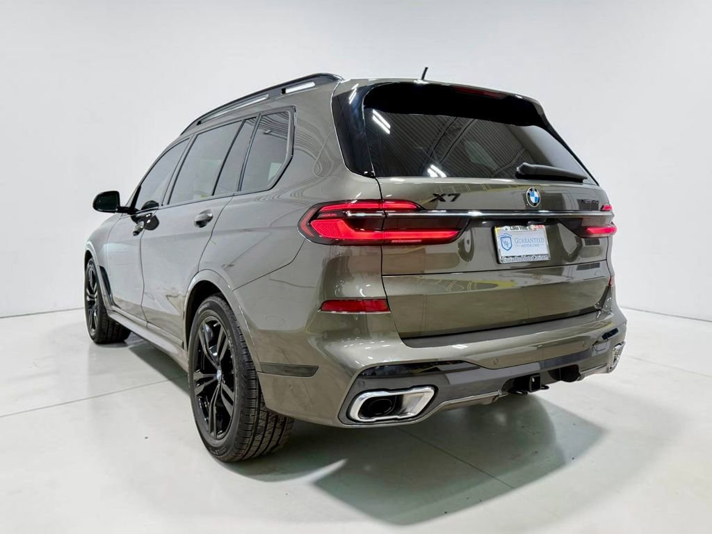 Used 2025 BMW X7 xDrive40i w/ M Sport Package AWD/4WD image 25