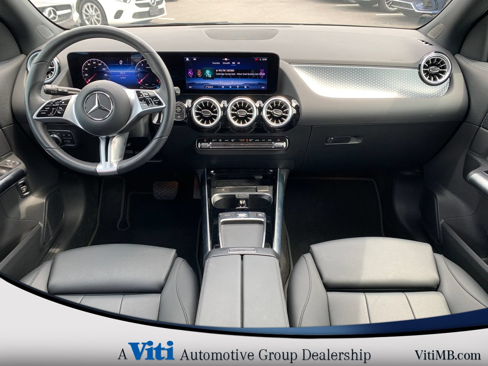 Used 2024 Mercedes-Benz GLA 250 4MATIC image 2