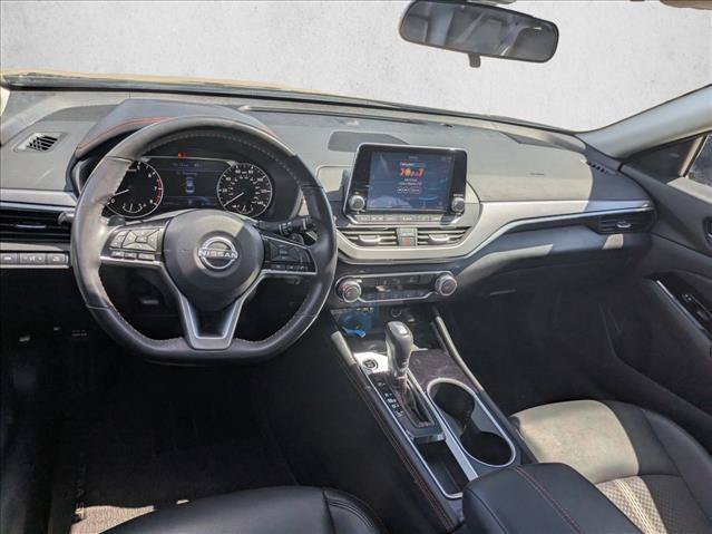 Used 2024 Nissan Altima 2.5 SR FWD image 15