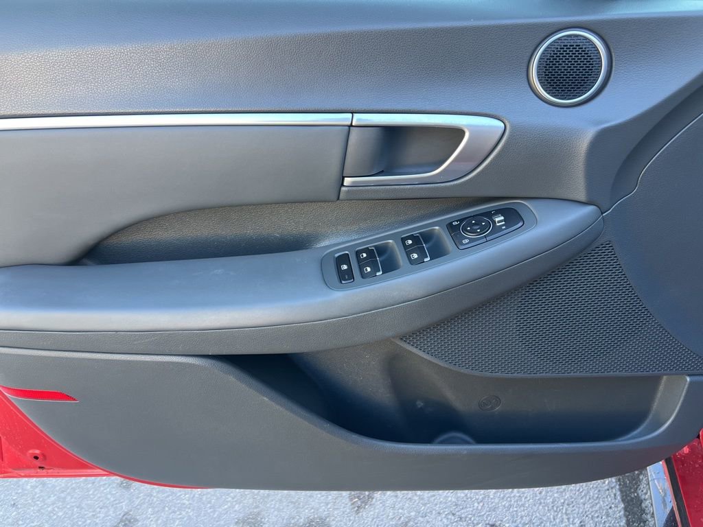 Used 2021 Hyundai Sonata SEL Plus w/ Preferred Accessory Package image 19