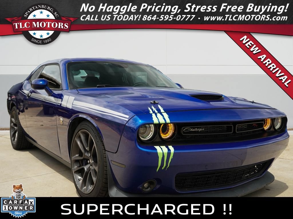 Used 2022 Dodge Challenger R/T Scat Pack RWD video 1