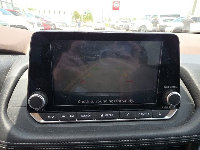 Used 2023 Nissan Rogue SV FWD image 19