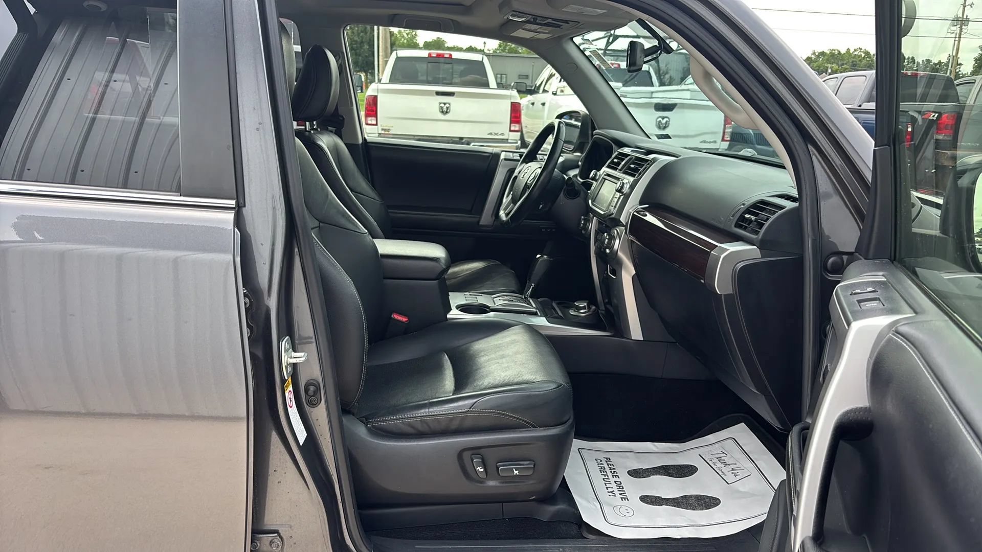 Used 2016 Toyota 4Runner Limited AWD/4WD image 16