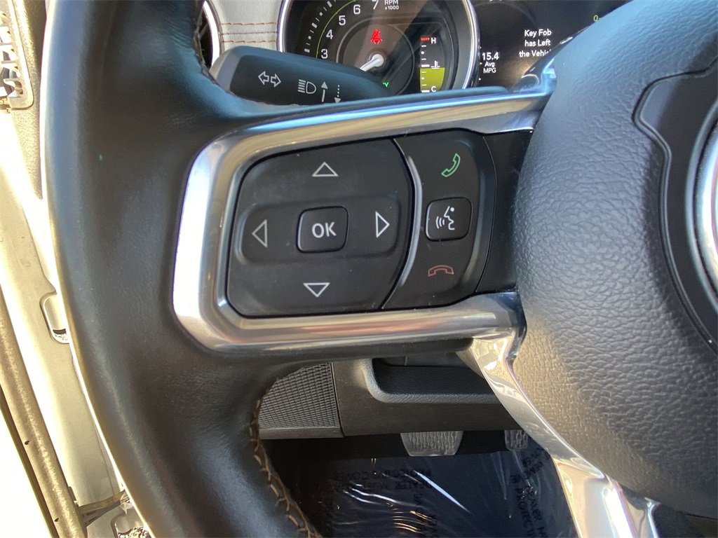 Used 2022 Jeep Wrangler Unlimited Sahara image 9