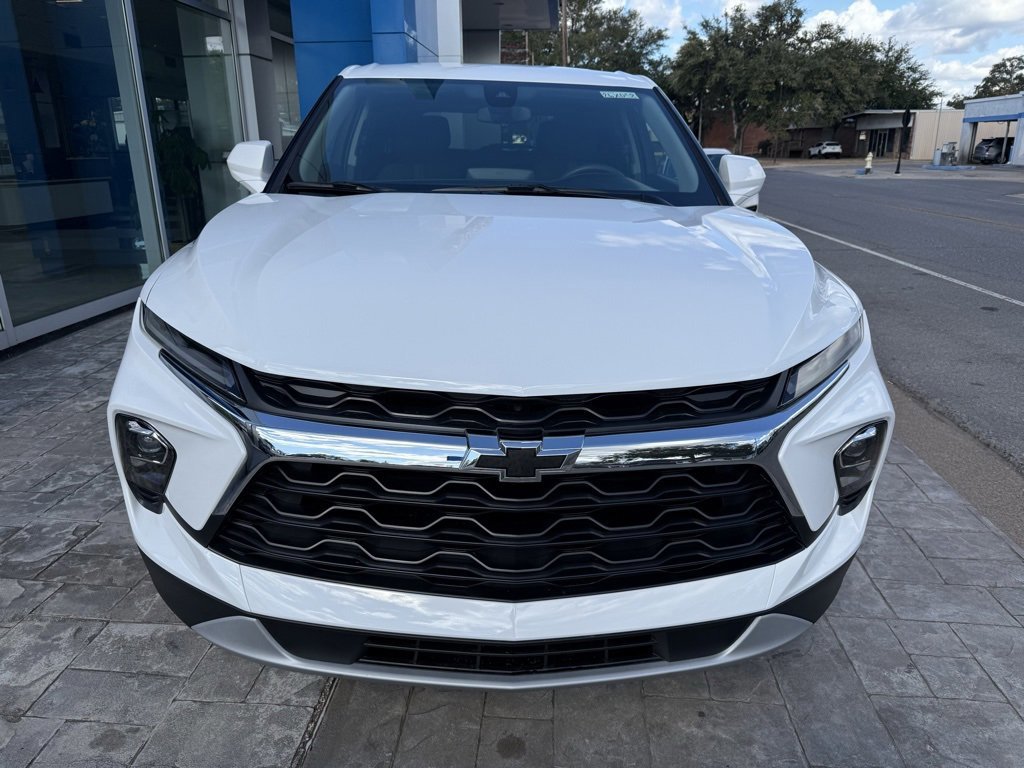 New 2026 Chevrolet Blazer LT w/ LPO, Black Sport Package image 6