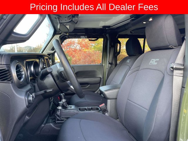 Used 2021 Jeep Wrangler Unlimited Sahara AWD/4WD image 20
