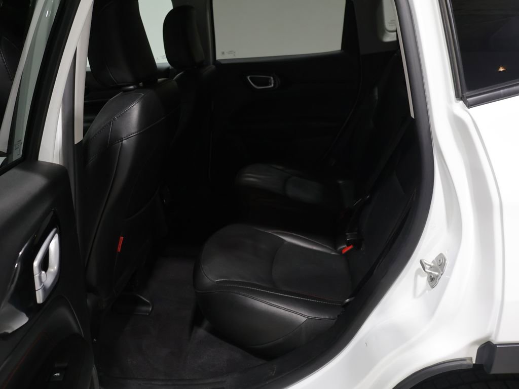 Used 2022 Jeep Compass Trailhawk w/ Trailhawk Elite Group AWD/4WD image 18