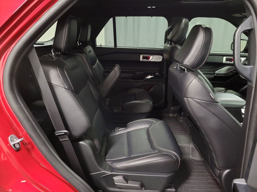 Used 2024 Ford Explorer ST w/ Equipment Group 401A image 28