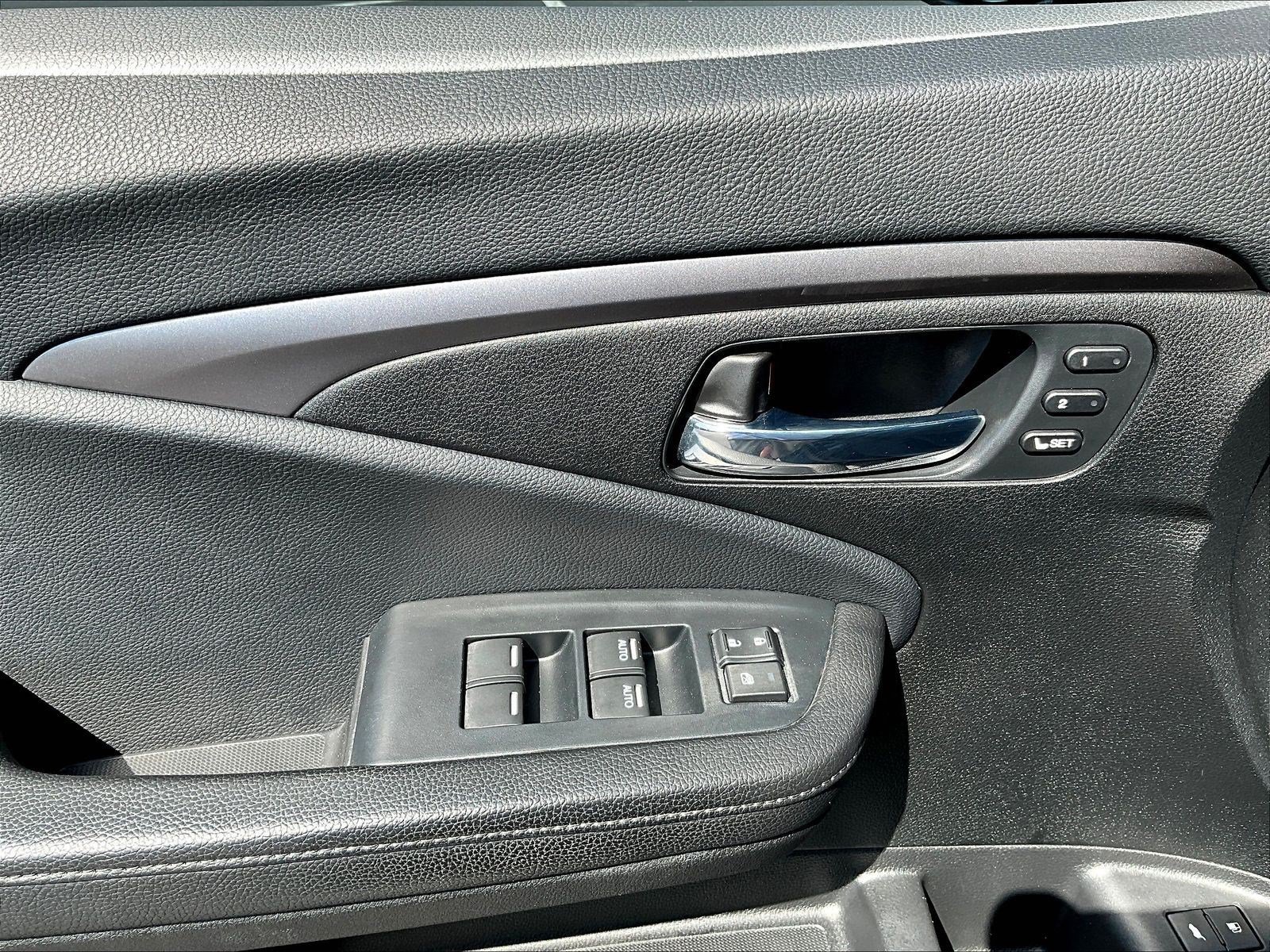 Used 2022 Honda Pilot Black Edition image 35