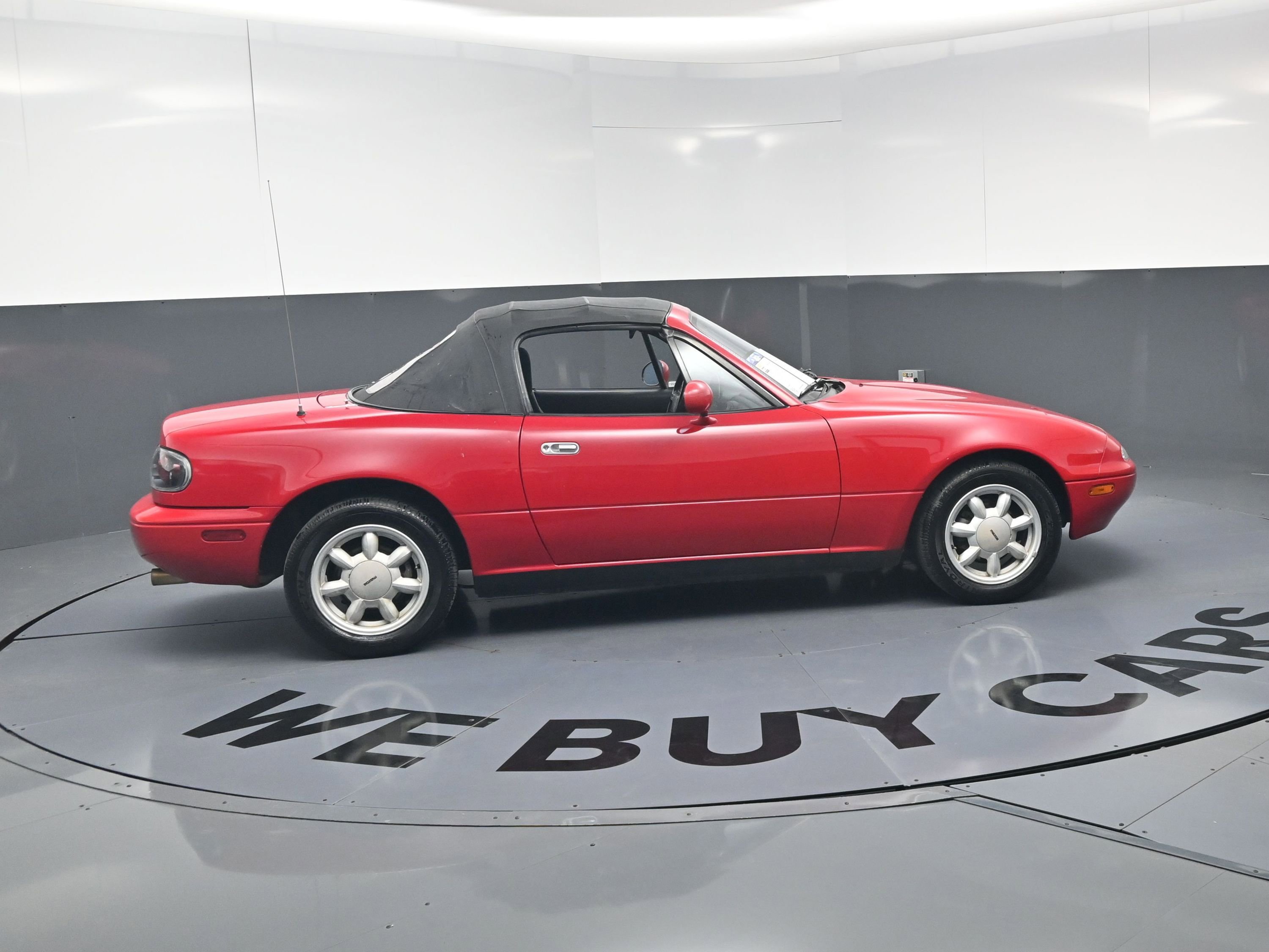 Used 1990 MAZDA MX-5 Miata RWD image 10
