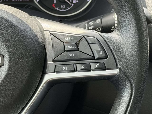 Used 2024 Nissan Sentra SV FWD image 23