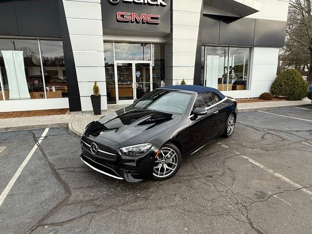 Used 2023 Mercedes-Benz E 450 4MATIC Cabriolet video 2