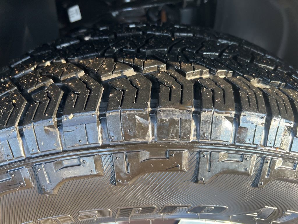 Certified 2024 Nissan Frontier PRO-4X w/ Technology Package image 36