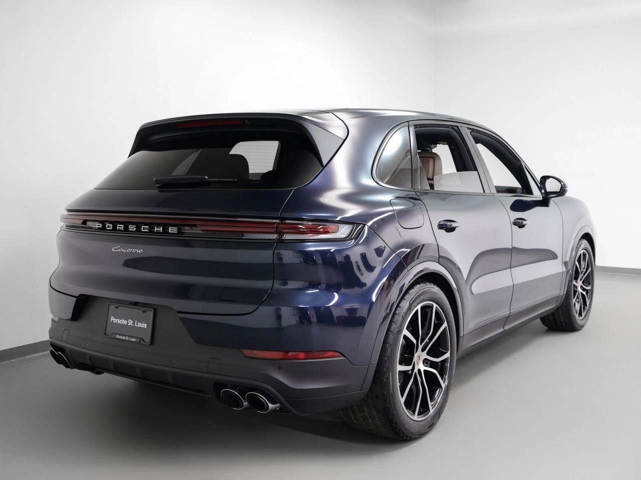 New 2025 Porsche Cayenne image 53