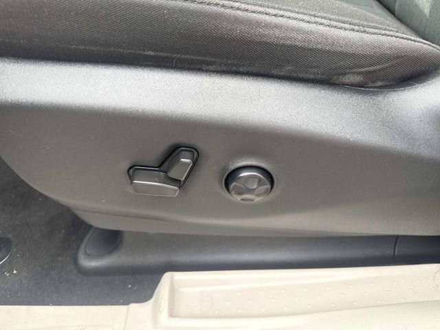 Used 2021 Chrysler Pacifica Touring image 21