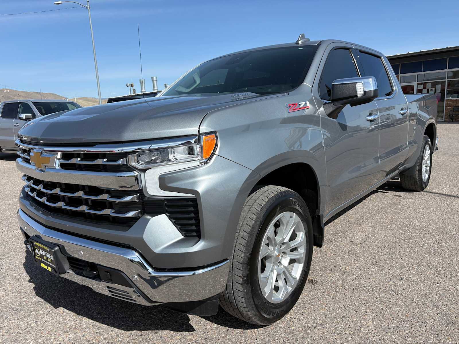 Used 2025 Chevrolet Silverado 1500 LTZ w/ Technology Package AWD/4WD image 8