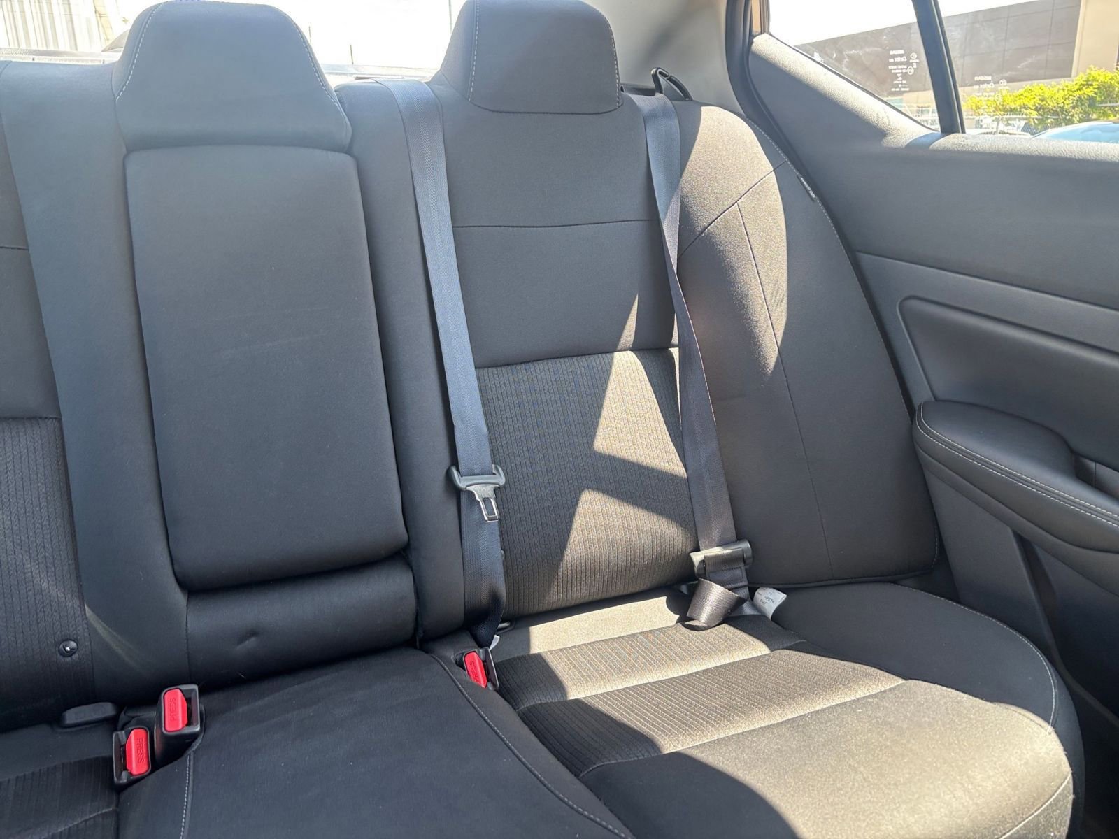 Used 2025 Nissan Altima 2.5 SV FWD image 37
