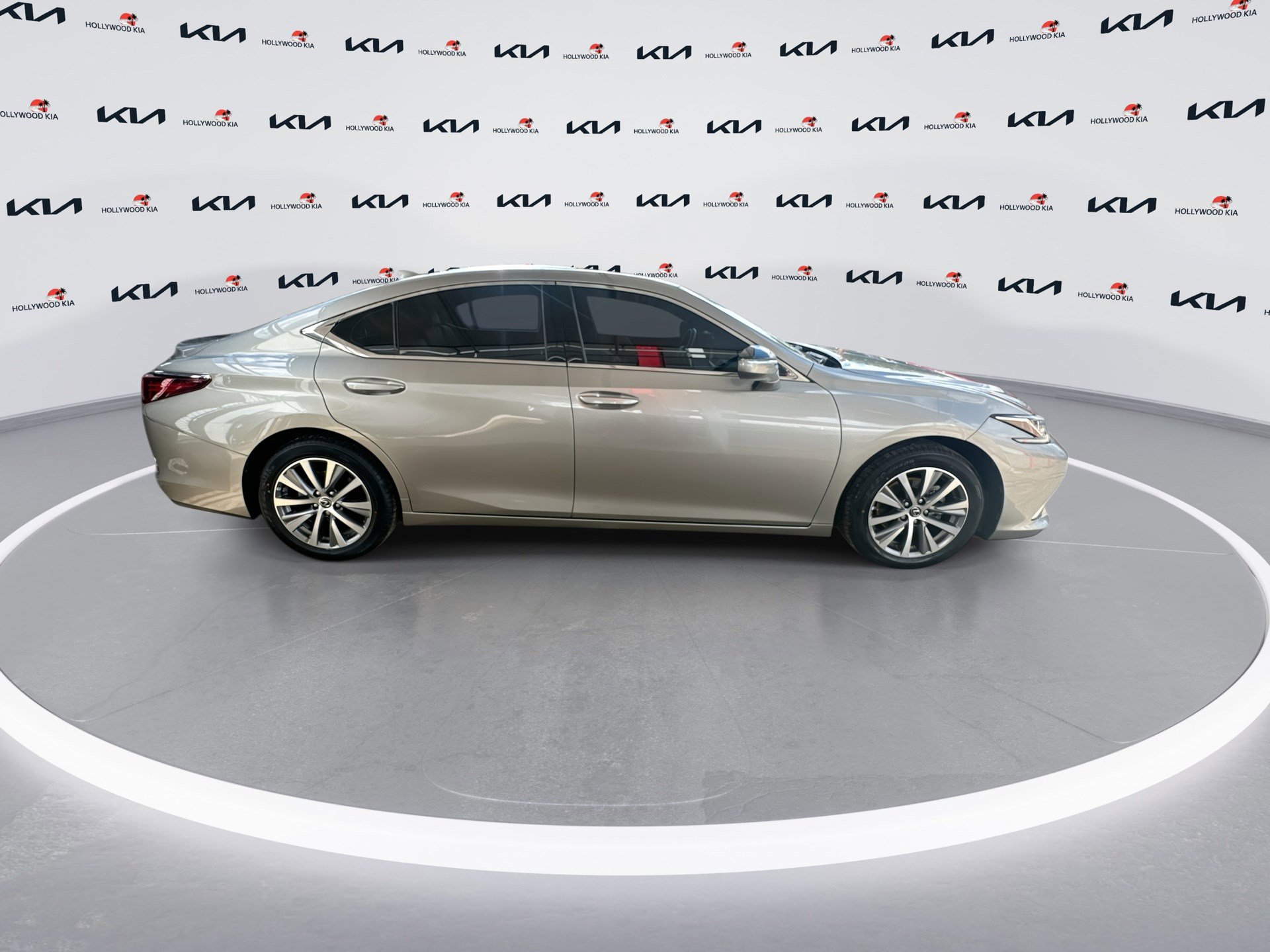 Used 2021 Lexus ES 350 image 9