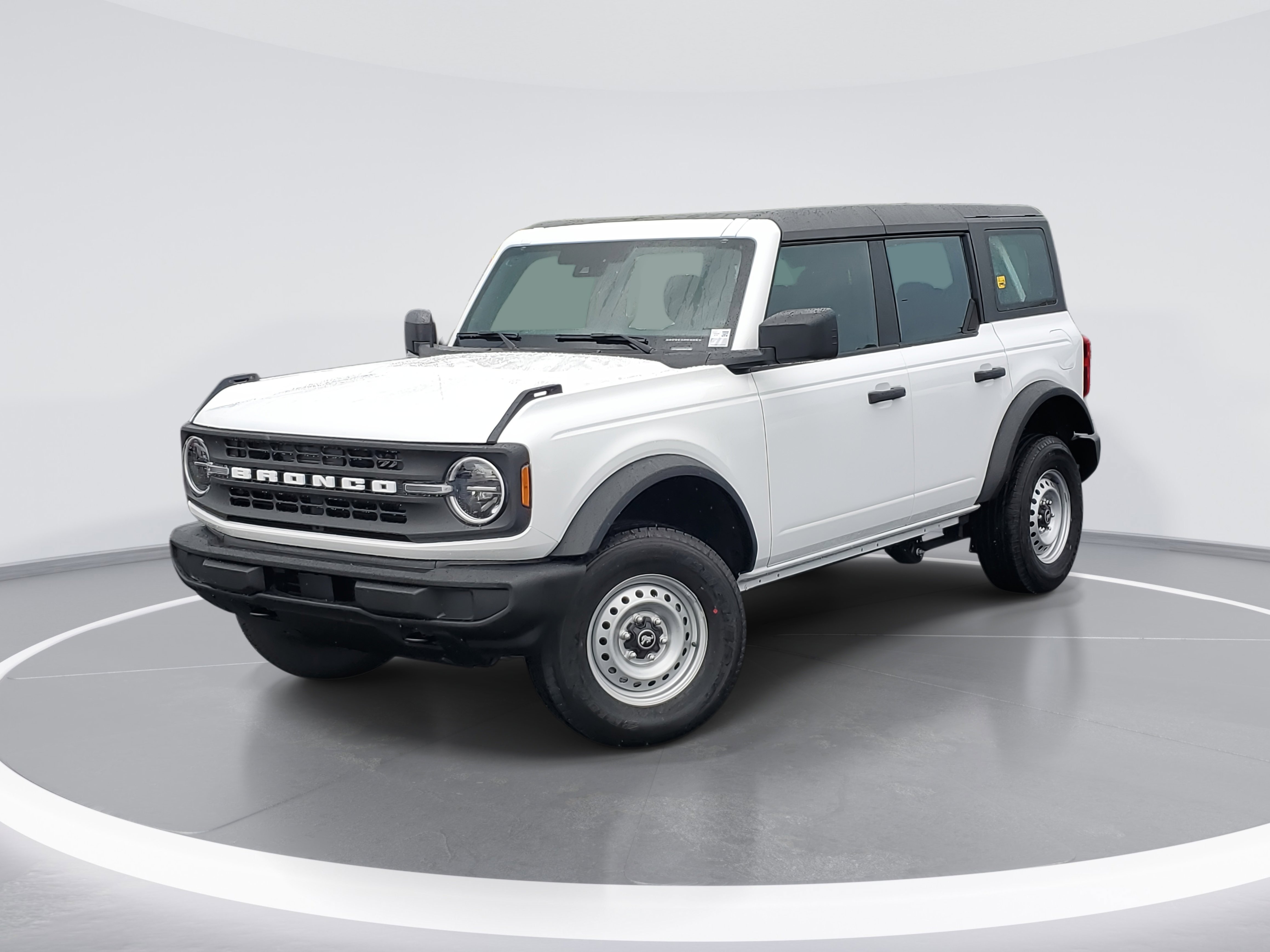 New 2025 Ford Bronco Base image 1