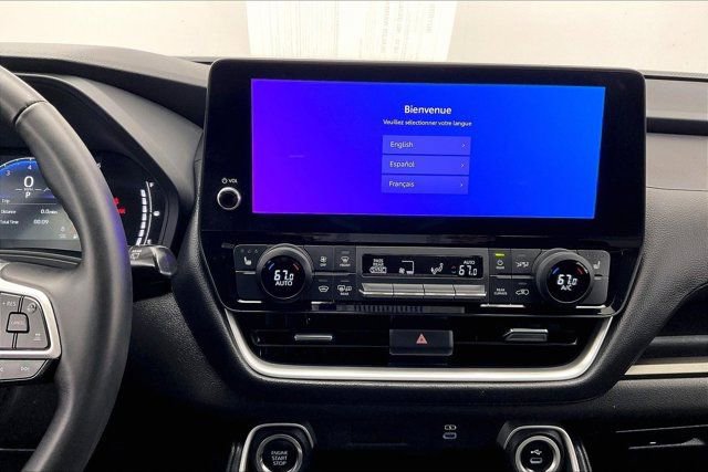 Used 2025 Toyota Grand Highlander AWD image 5