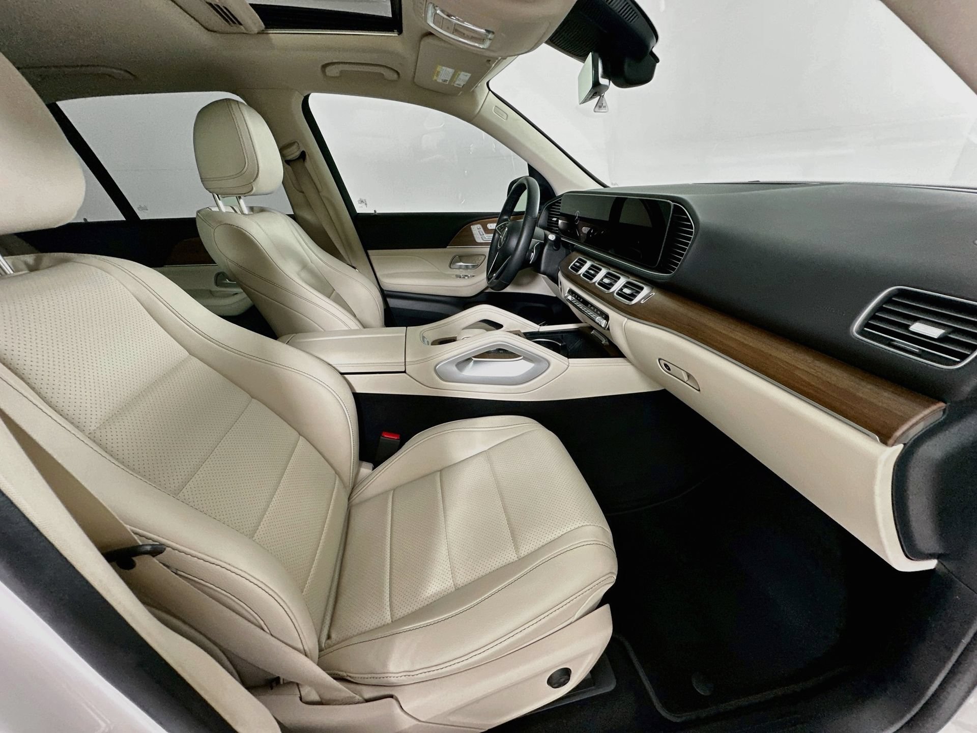 Certified 2024 Mercedes-Benz GLE 350 4MATIC image 30