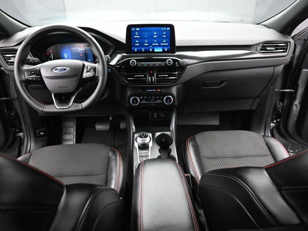 Certified 2025 Ford Escape ST-Line AWD/4WD image 22