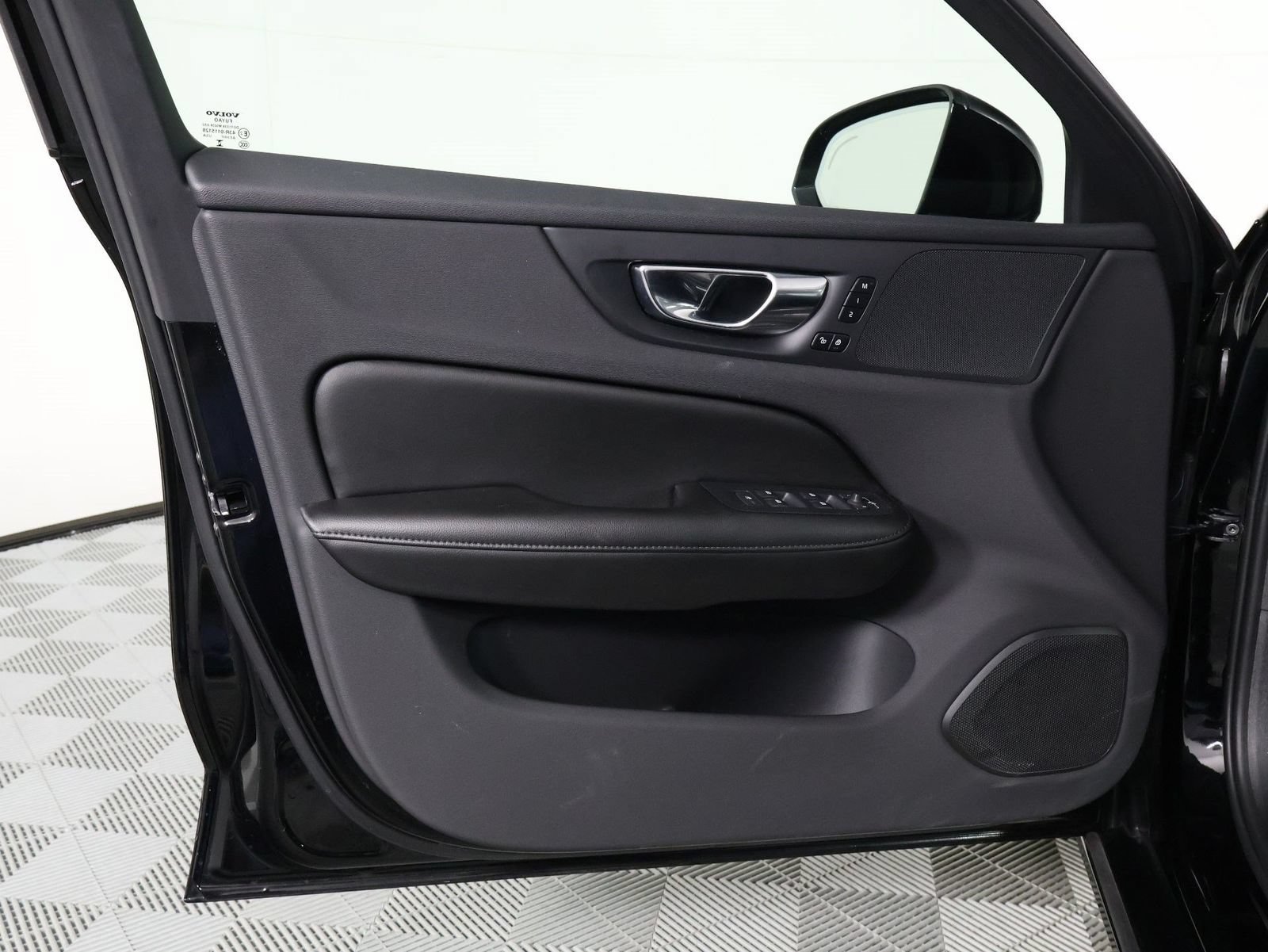 Certified 2023 Volvo S60 B5 Core w/ Climate Package FWD image 17