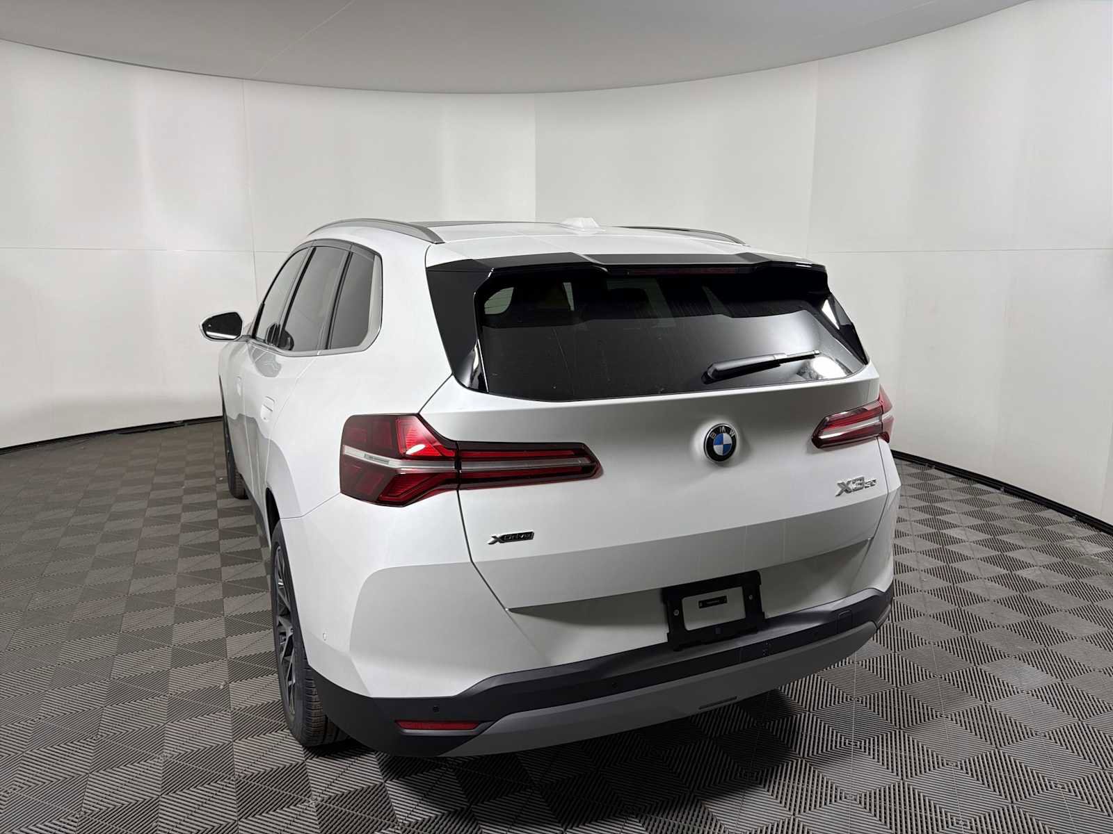 New 2026 BMW X3 xDrive30 w/ Convenience Package image 3