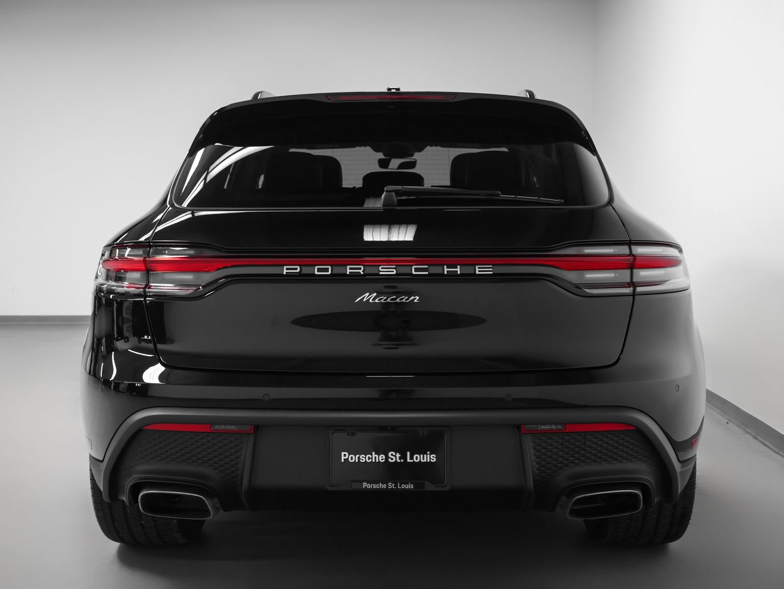 New 2026 Porsche Macan AWD/4WD image 12