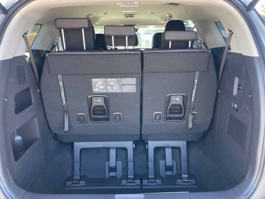 New 2027 Kia Carnival EX FWD image 27