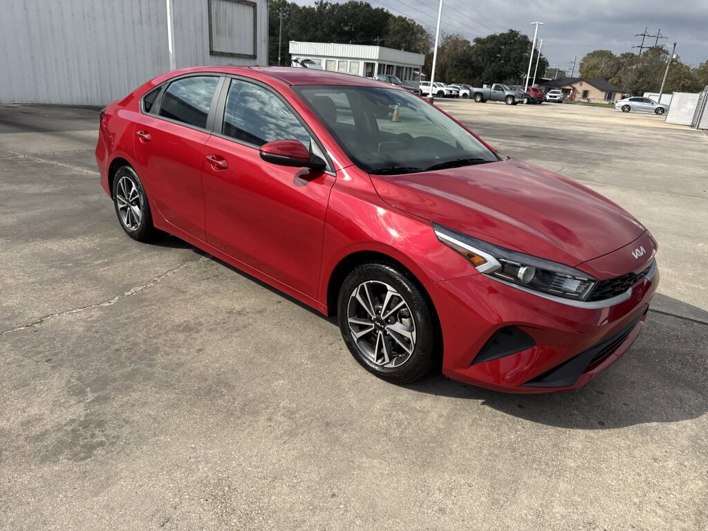 Certified 2024 Kia Forte LXS w/ LXS Technology Package image 8