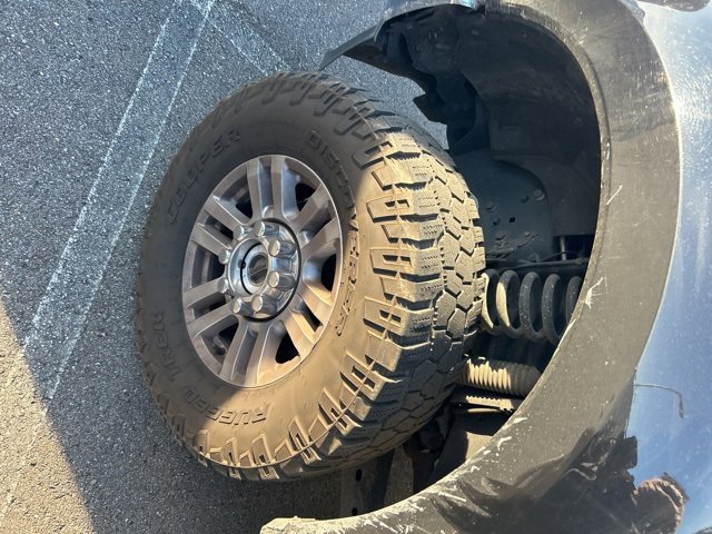 Used 2022 Ford F250 XLT image 3