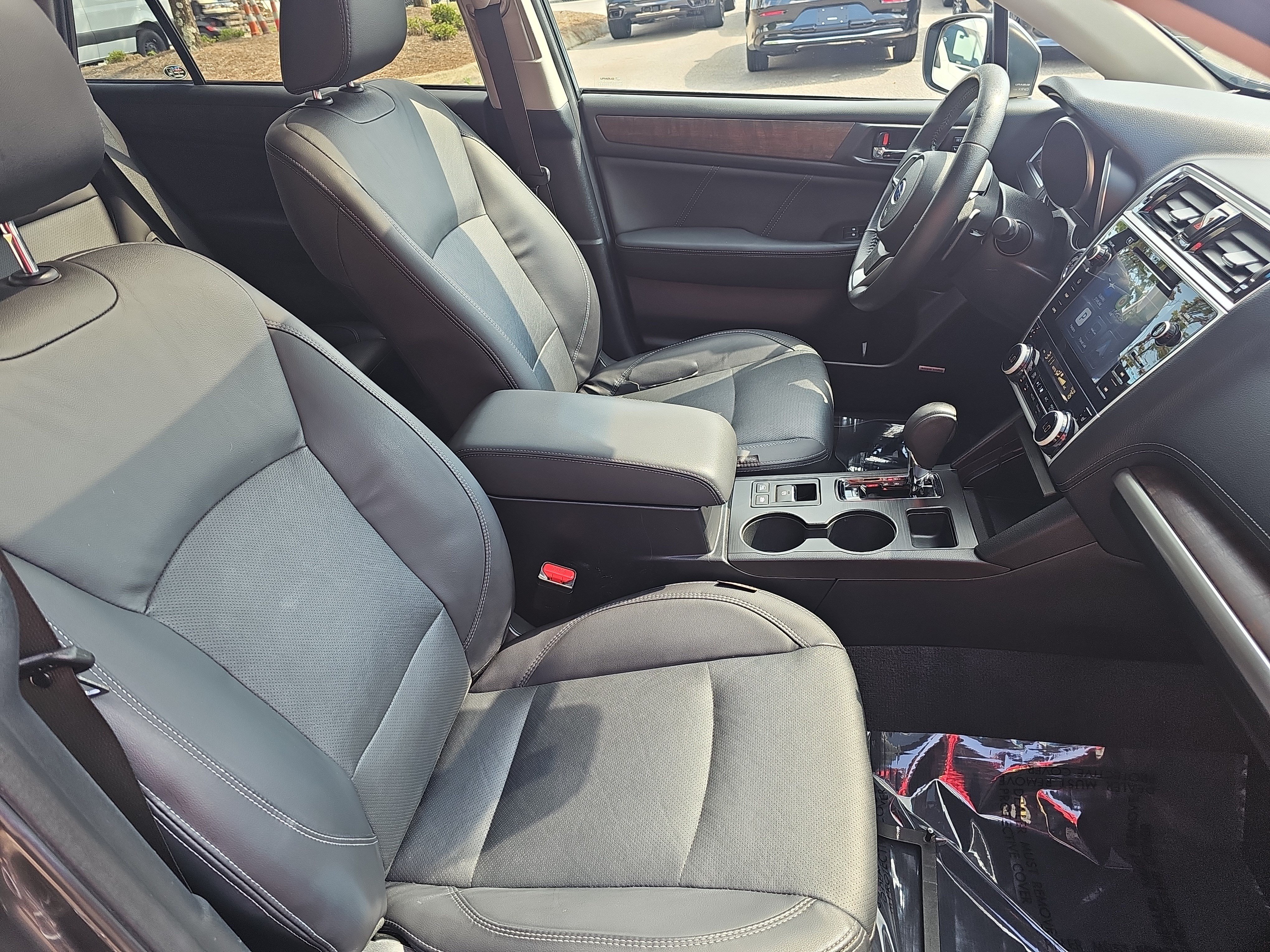 Used 2018 Subaru Outback 2.5i Limited AWD/4WD image 10