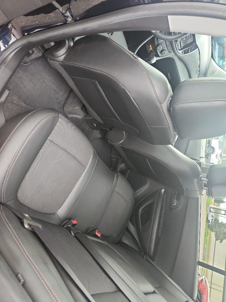 Used 2022 Chevrolet Trax LT w/ LT Convenience Package AWD/4WD image 10