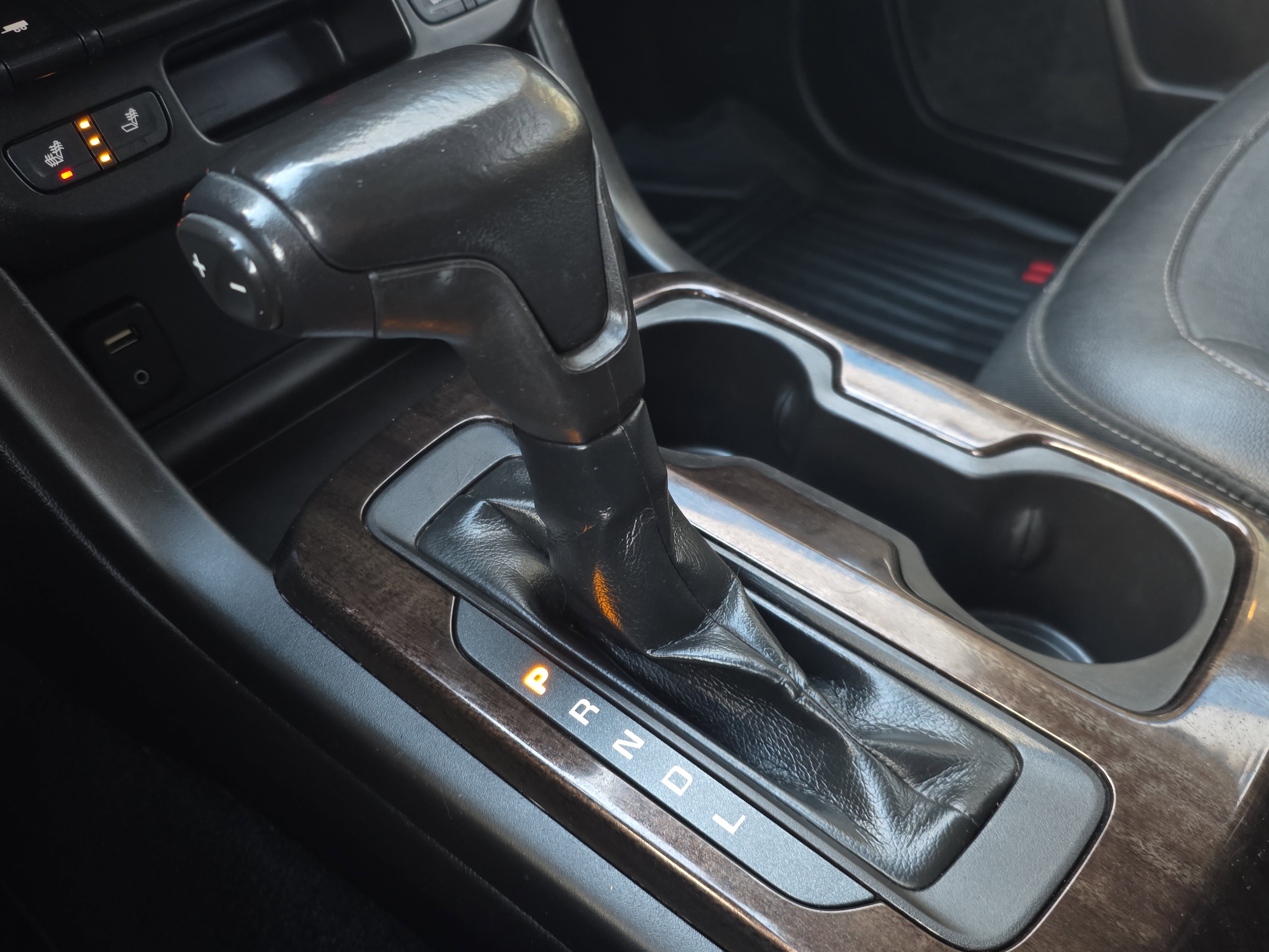 Used 2018 GMC Canyon SLT w/ Driver Alert Package image 22