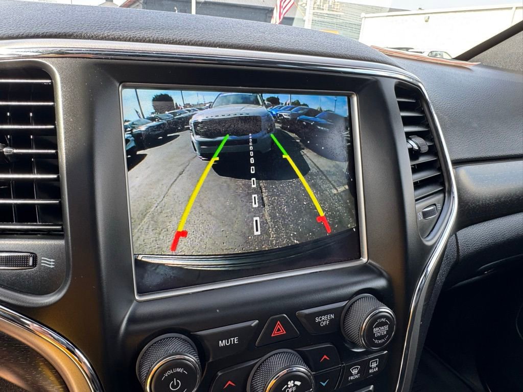 Used 2018 Jeep Grand Cherokee Altitude AWD/4WD image 25