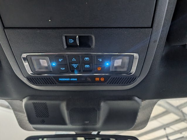 Used 2023 Ford F350 Platinum w/ FX4 Off-Road Package AWD/4WD image 29